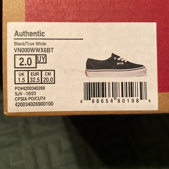 Kids Vans - Picture 4 of 4